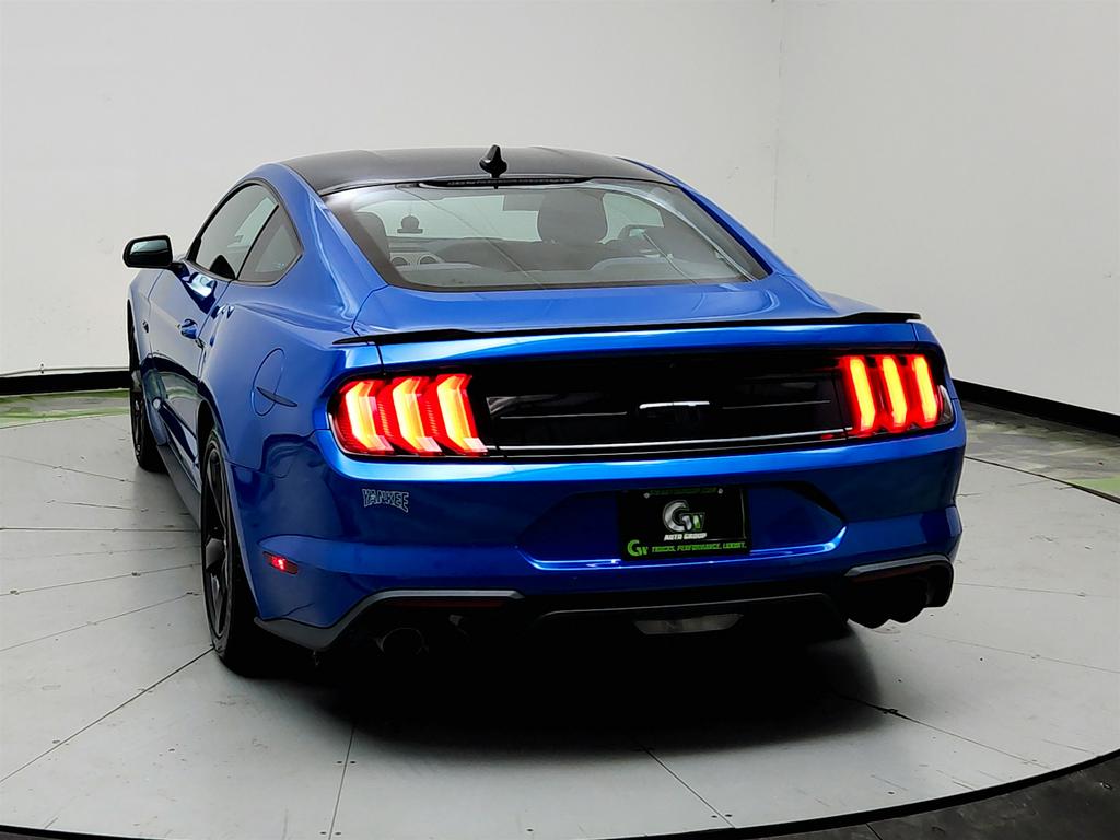 2021 Ford Mustang - $32,995
