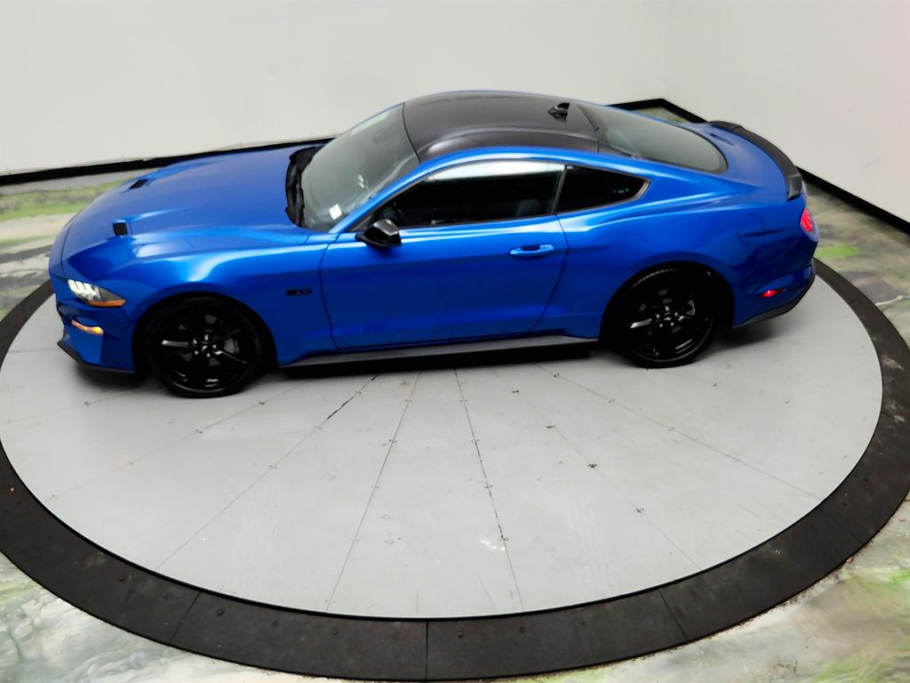 2021 Ford Mustang - $32,995