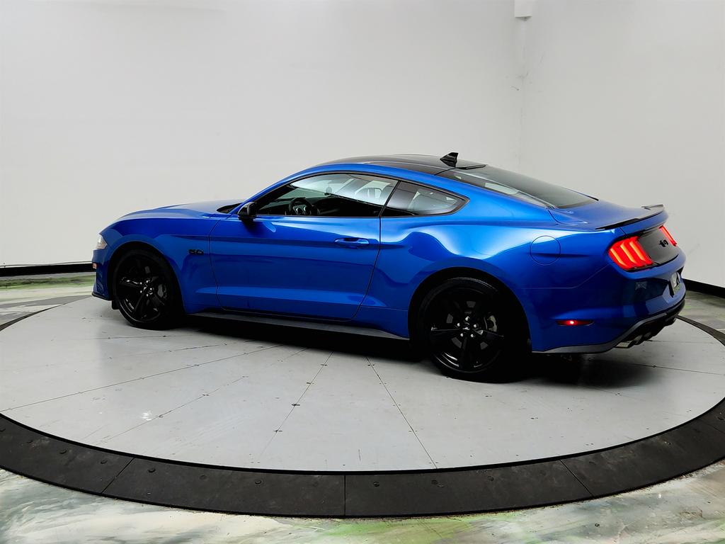 2021 Ford Mustang - $32,995
