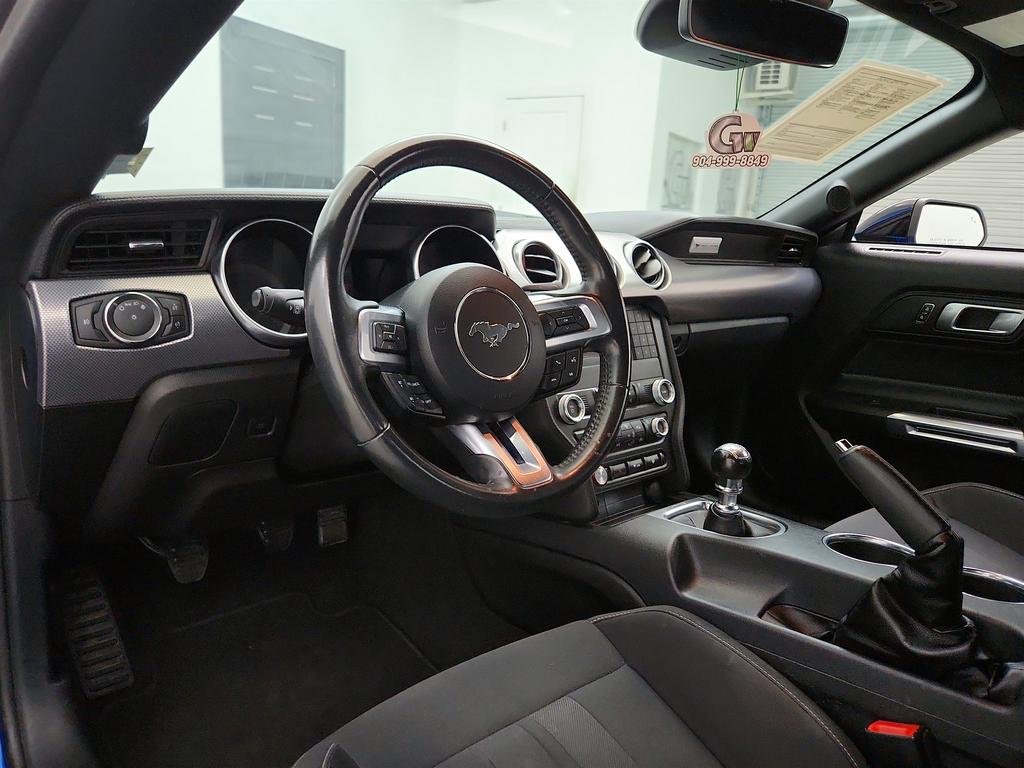 2021 Ford Mustang - $32,995