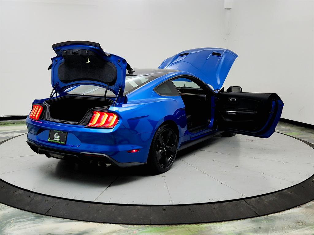 2021 Ford Mustang - $32,995