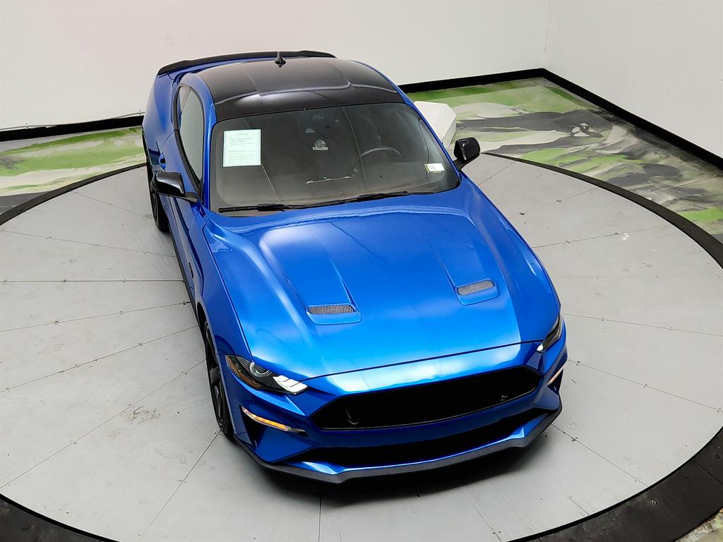 2021 Ford Mustang - $32,995