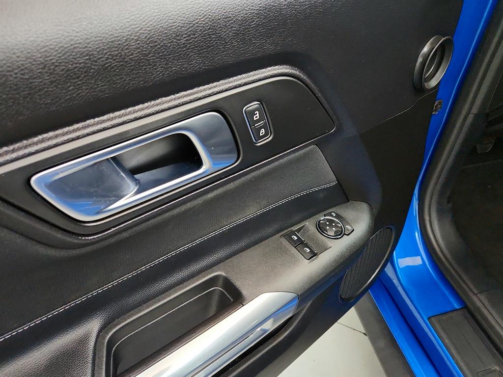 2021 Ford Mustang - $32,995