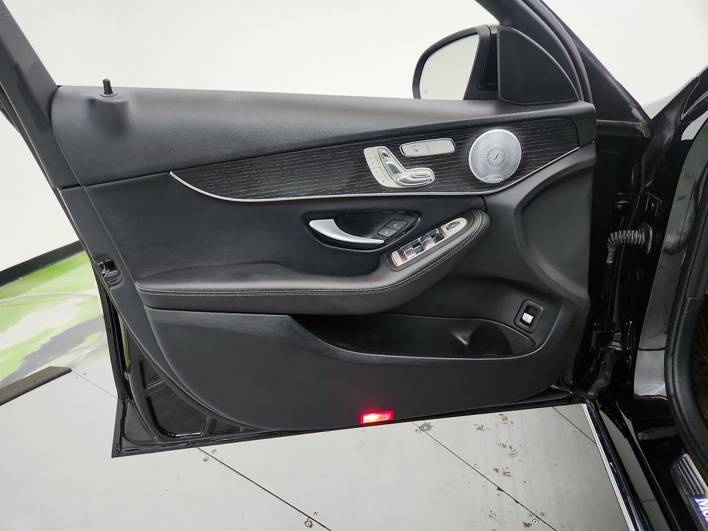 2021 Mercedes-Benz C-Class - $18,750