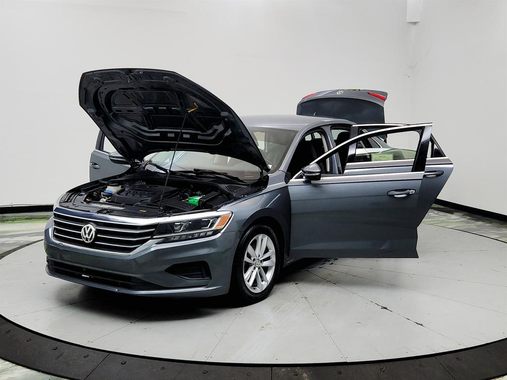 2020 Volkswagen Passat - $9,195