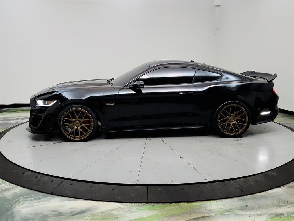 2016 Ford Mustang - $22,795