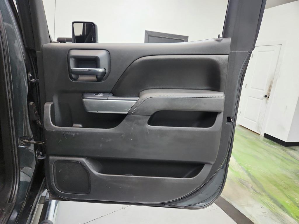 2017 Chevrolet Silverado - $23,950