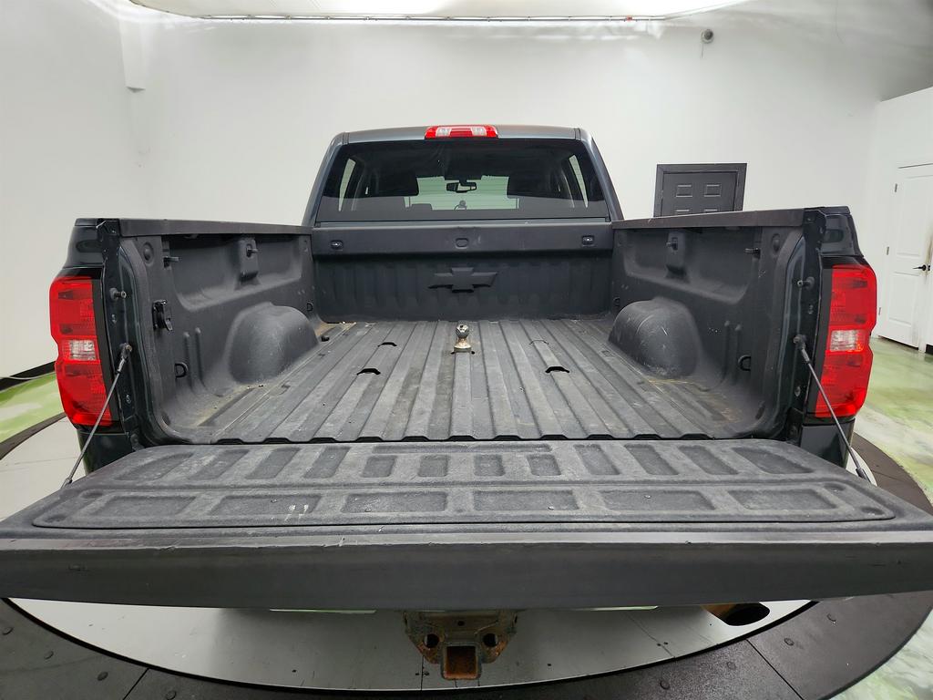 2017 Chevrolet Silverado - $23,950