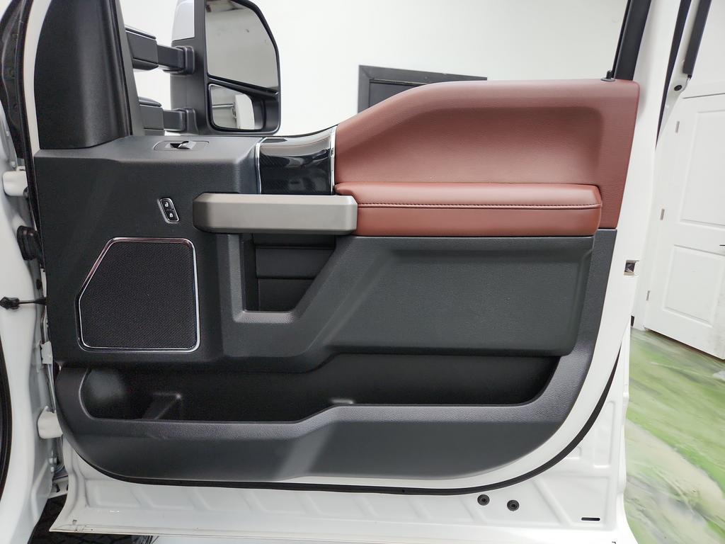 2022 Ford F-250 - $67,750