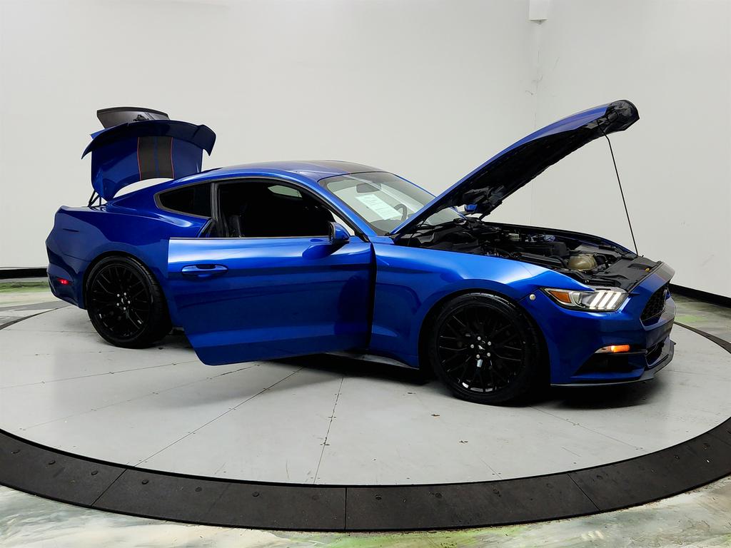 2017 Ford Mustang - $12,350