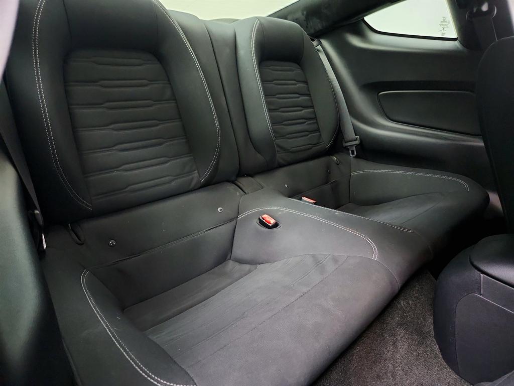 2017 Ford Mustang - $12,350