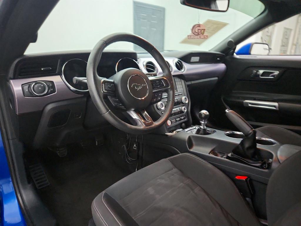 2017 Ford Mustang - $12,350