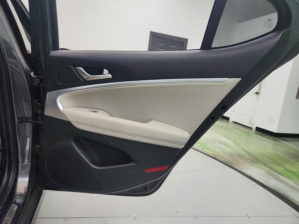 2020 Genesis G70 - $16,150