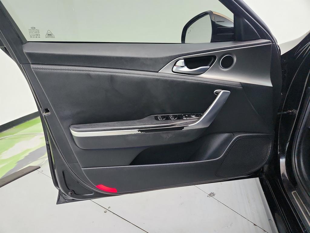2020 Kia Stinger - $16,495