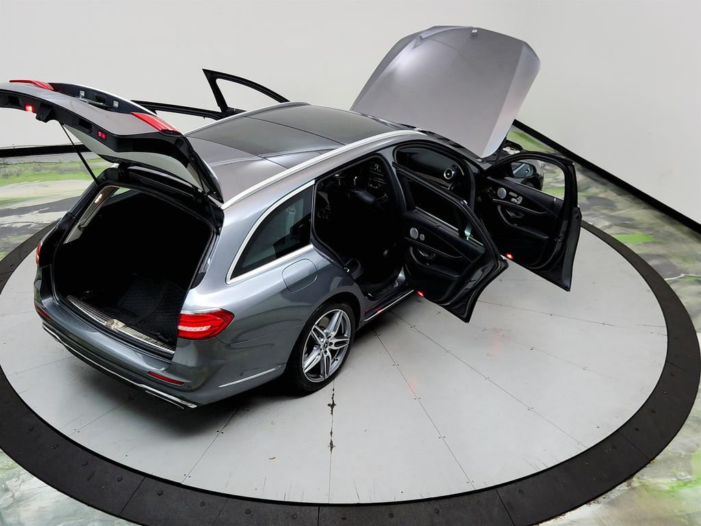 2018 Mercedes-Benz E-Class - $22,750