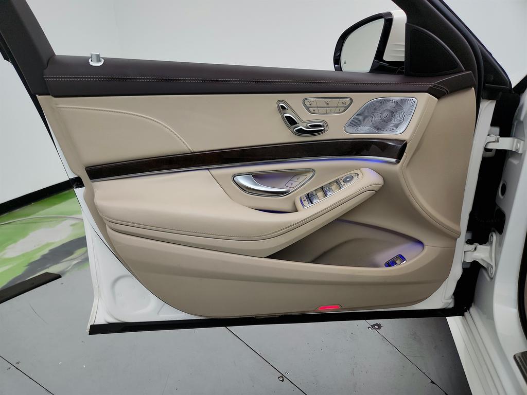 2018 Mercedes-Benz S-class - $23,495