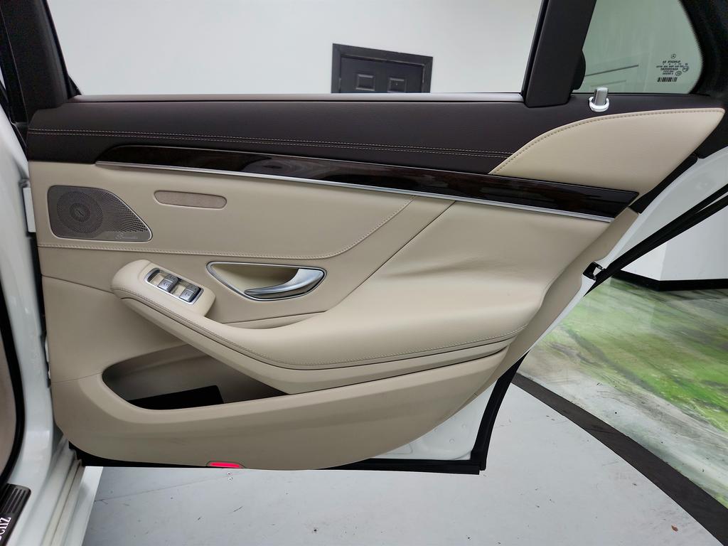2018 Mercedes-Benz S-class - $23,495