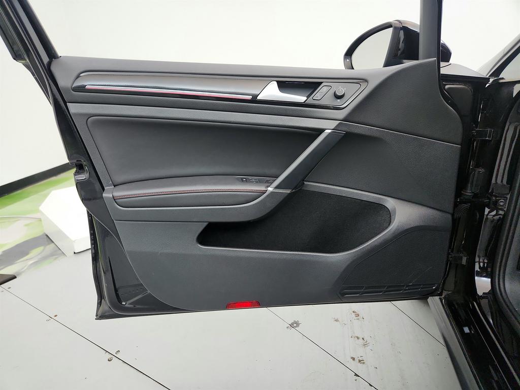 2015 Volkswagen GTI - $13,995