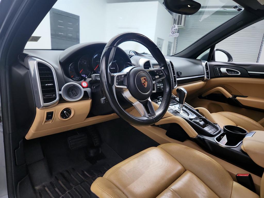 2016 Porsche Cayenne - $11,250