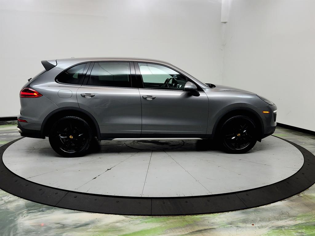 2016 Porsche Cayenne - $11,250
