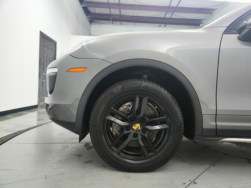 2016 Porsche Cayenne - $11,250