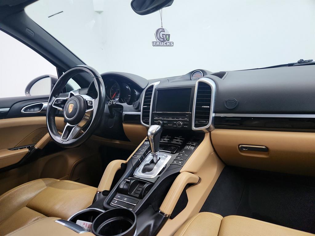 2016 Porsche Cayenne - $11,250