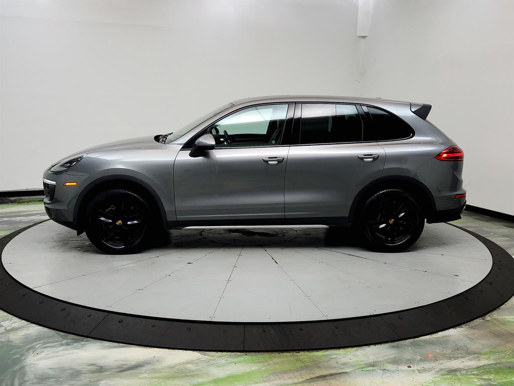 2016 Porsche Cayenne - $11,250