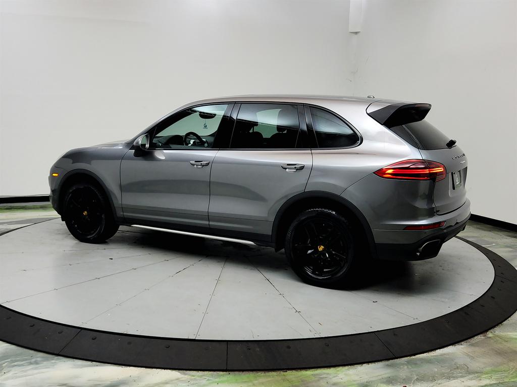 2016 Porsche Cayenne - $11,250