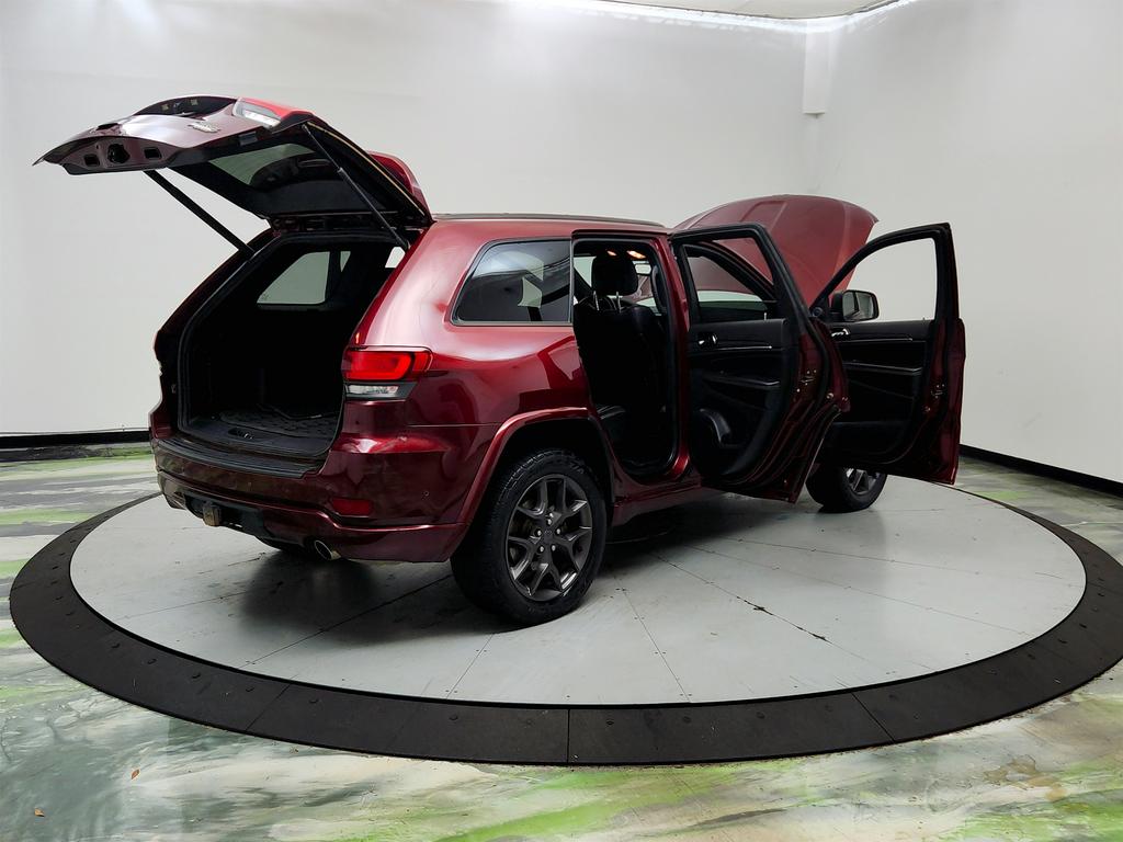 2021 Jeep Cherokee - $15,750