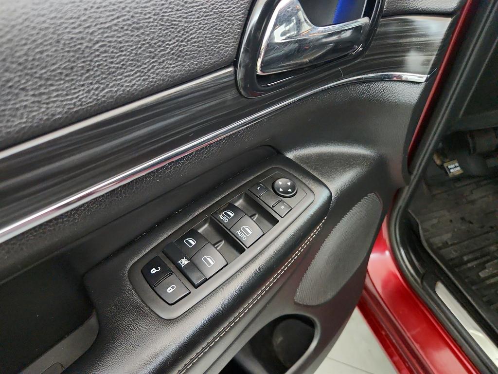 2021 Jeep Cherokee - $15,750