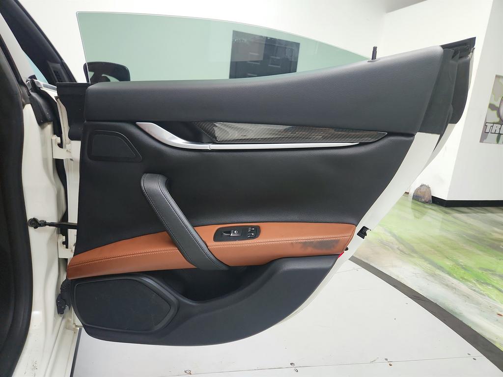 2016 Maserati Ghibli - $11,350