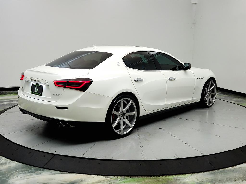 2016 Maserati Ghibli - $11,350