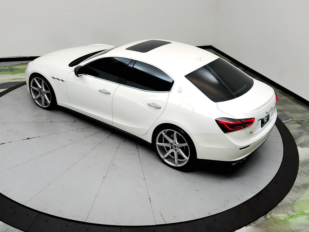 2016 Maserati Ghibli - $11,350