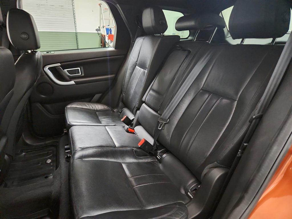 2018 Land Rover Discovery - $9,150