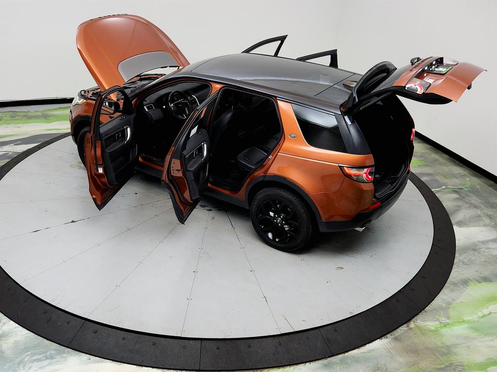 2018 Land Rover Discovery - $9,150