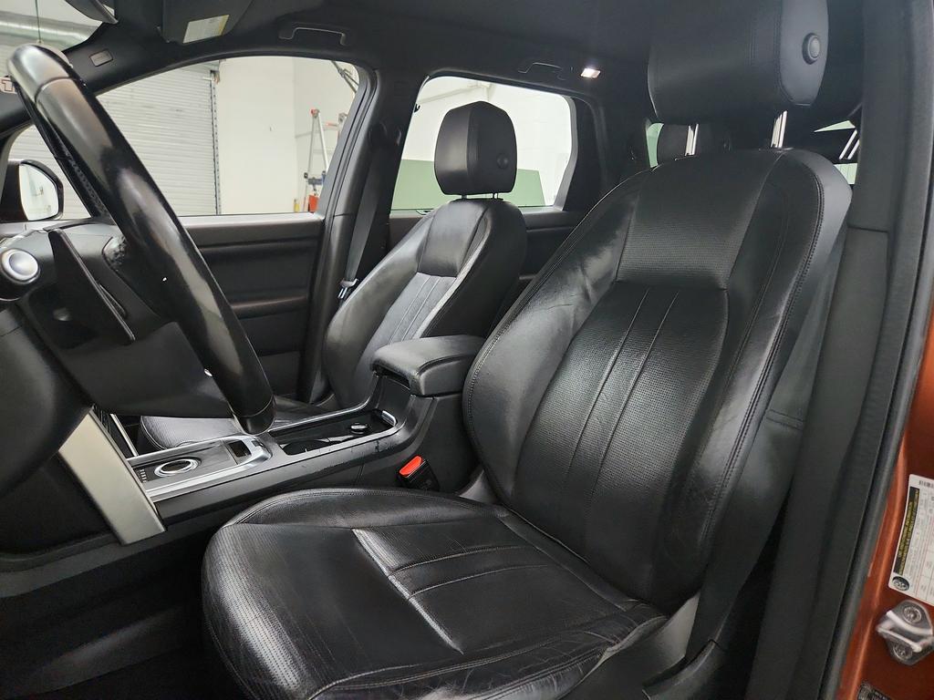 2018 Land Rover Discovery - $9,150