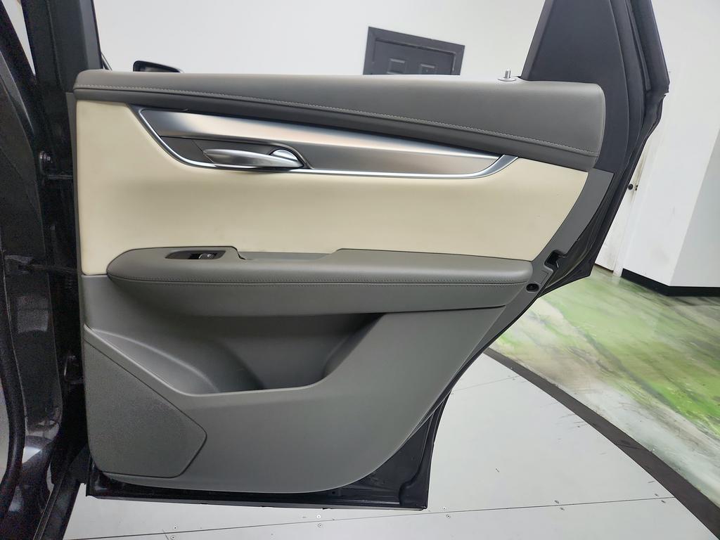 2017 Cadillac XT5 - $9,445