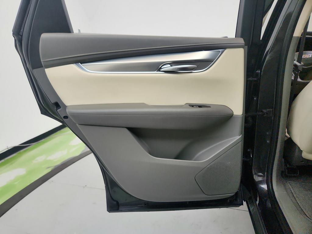 2017 Cadillac XT5 - $9,445