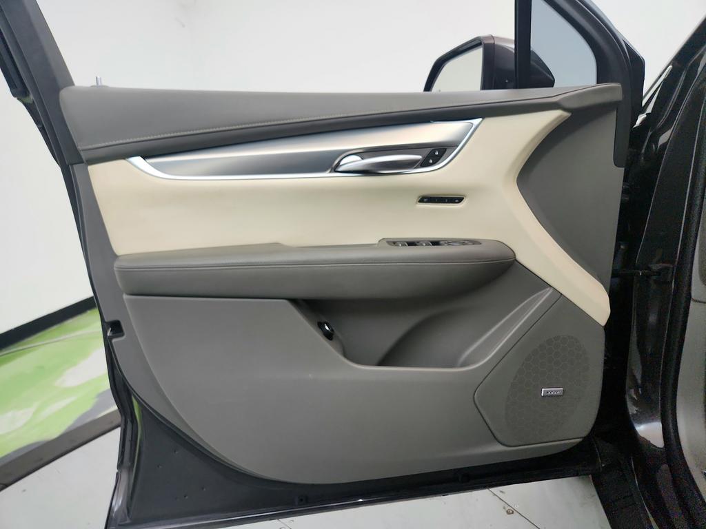 2017 Cadillac XT5 - $9,445