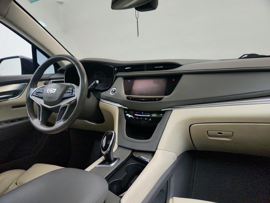 2017 Cadillac XT5 - $9,445