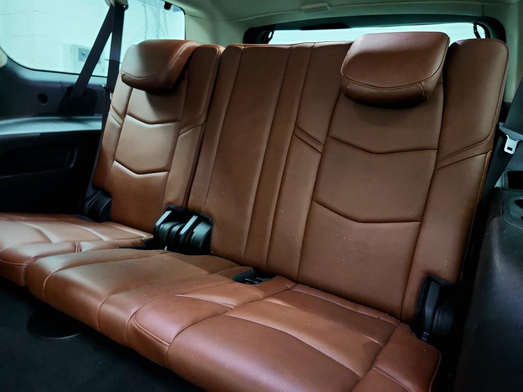 2018 Cadillac Escalade - $30,995