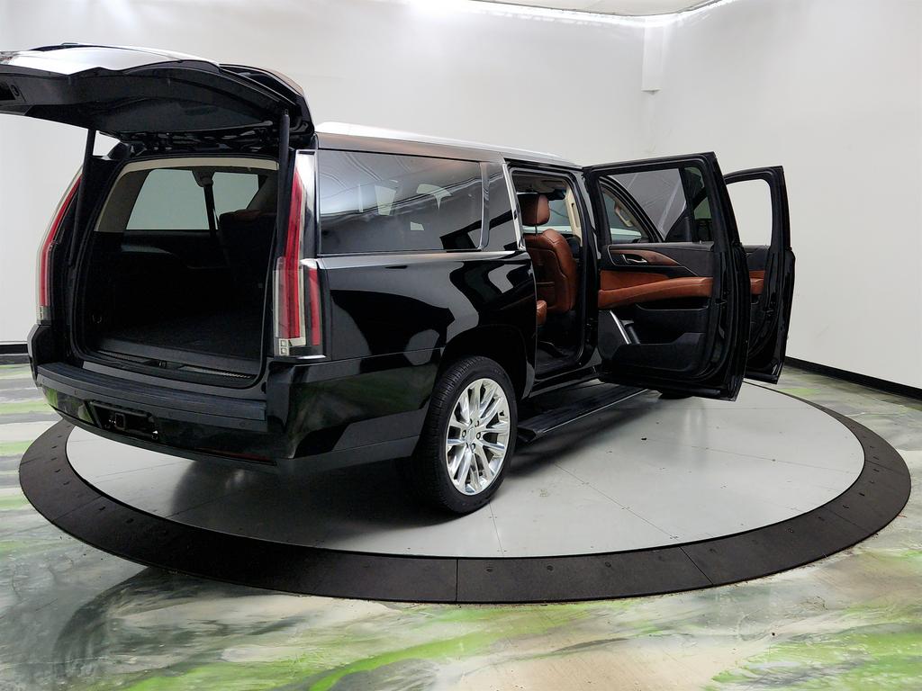 2018 Cadillac Escalade - $30,995