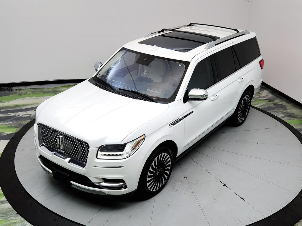 2020 Lincoln Navigator - $33,550