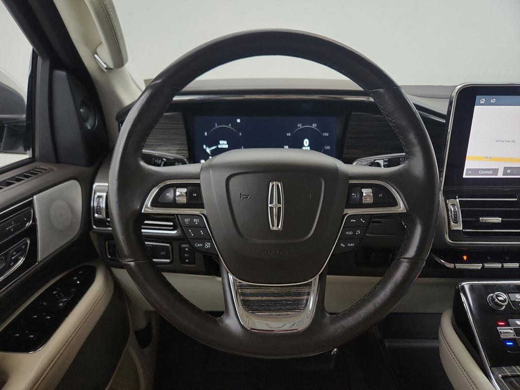 2020 Lincoln Navigator - $33,550