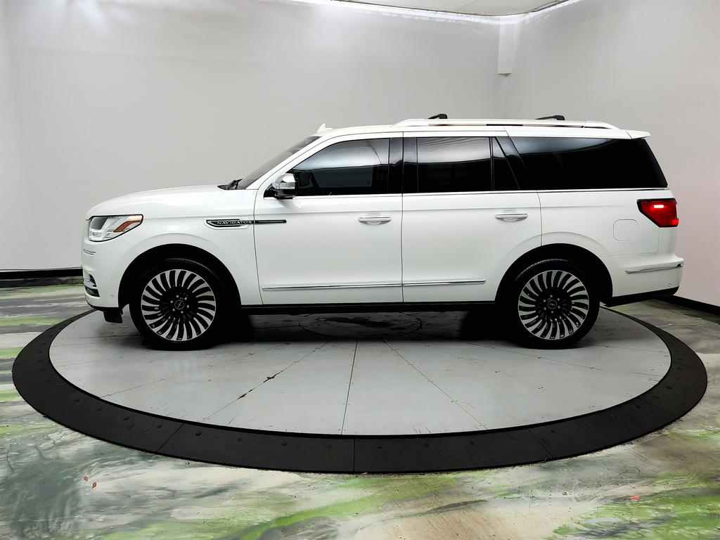 2020 Lincoln Navigator - $33,550