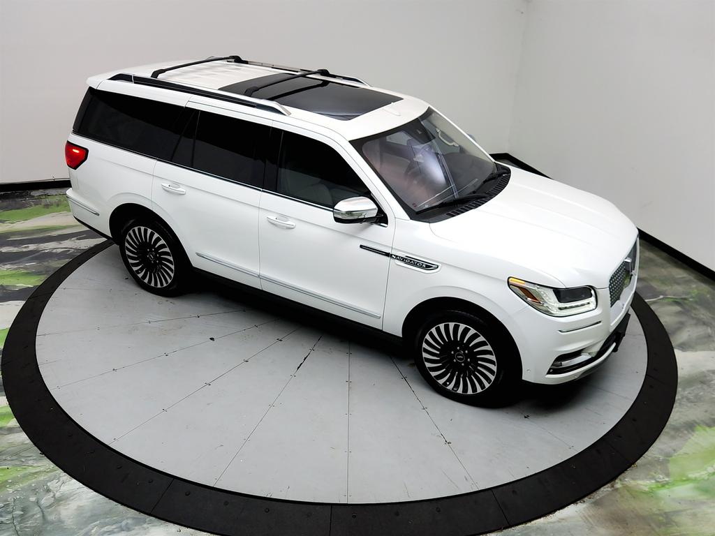 2020 Lincoln Navigator - $33,550