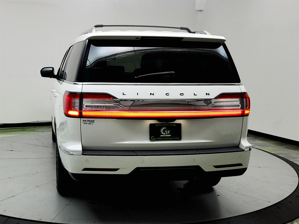 2020 Lincoln Navigator - $33,550