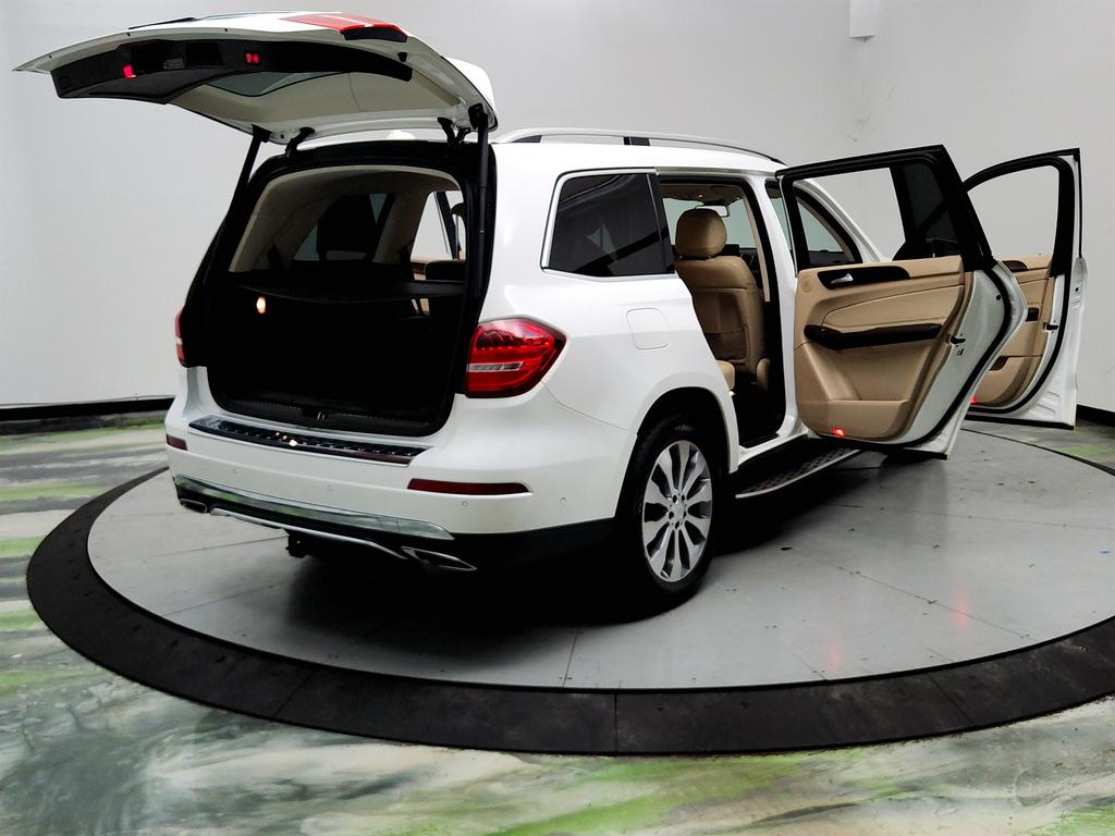 2017 Mercedes-Benz GLS - $14,950