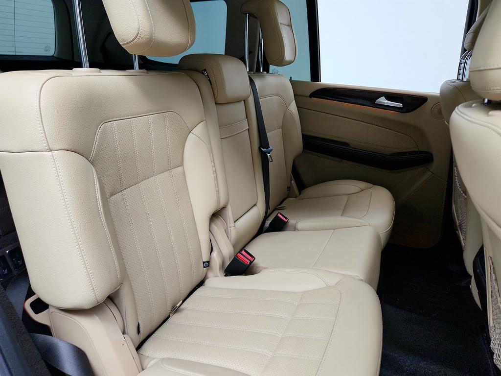 2017 Mercedes-Benz GLS - $14,950
