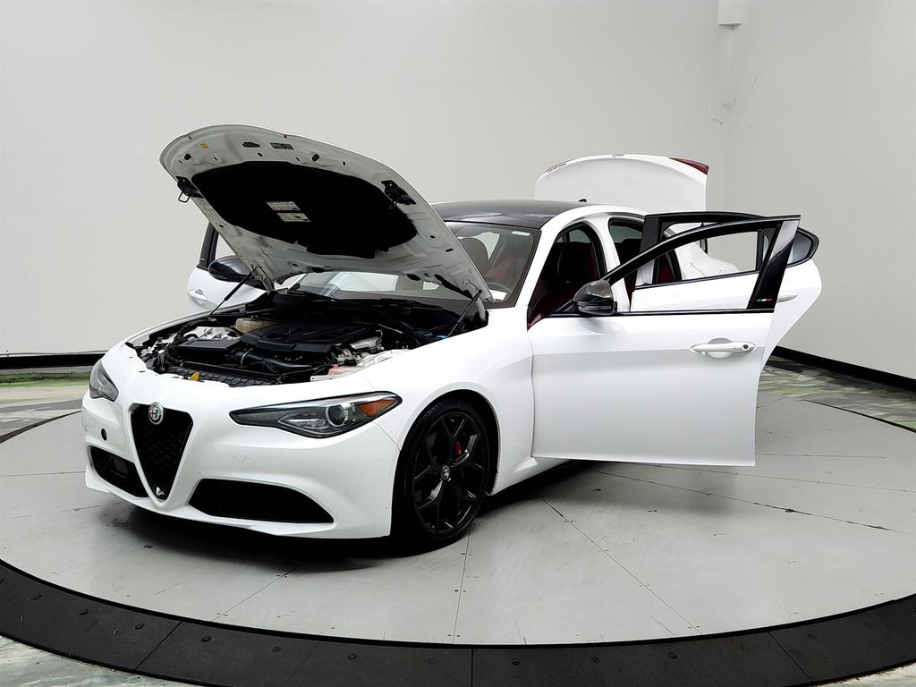 2020 Alfa Romeo Giulia - $11,350
